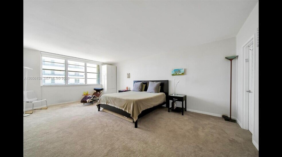 Building Photo - 5825 Collins Ave