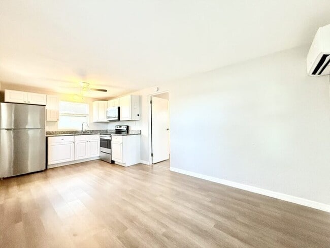 Building Photo - 4091 58th Ave N