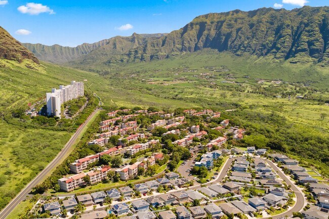 Building Photo - Makaha Valley Plantation - Two Bedroom