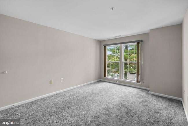 Building Photo - 5911 Millrace Ct