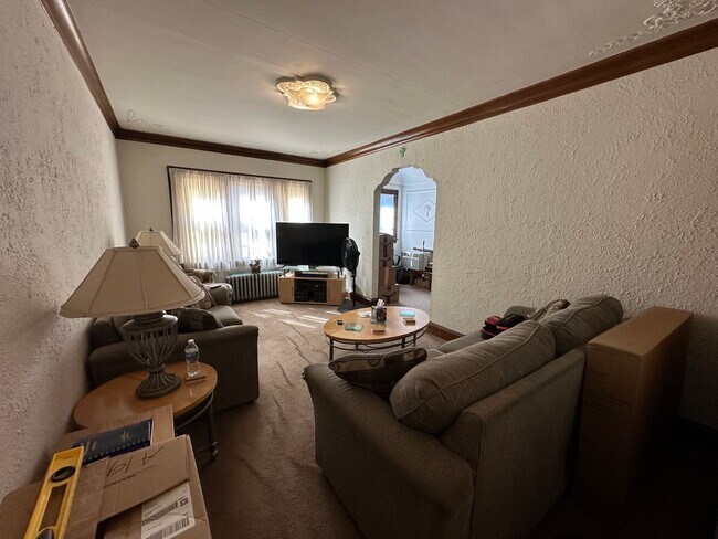 Interior Photo - 1628 Franklin