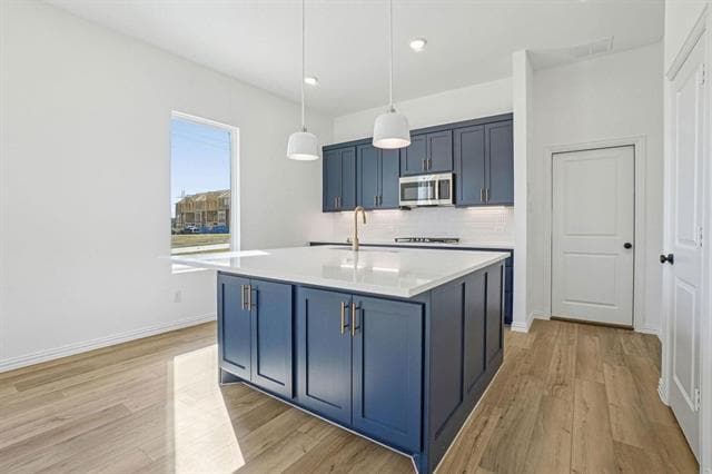 Building Photo - 1102 Bexar Ln