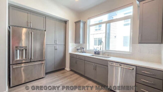 Building Photo - 8321 NE 176th Ct