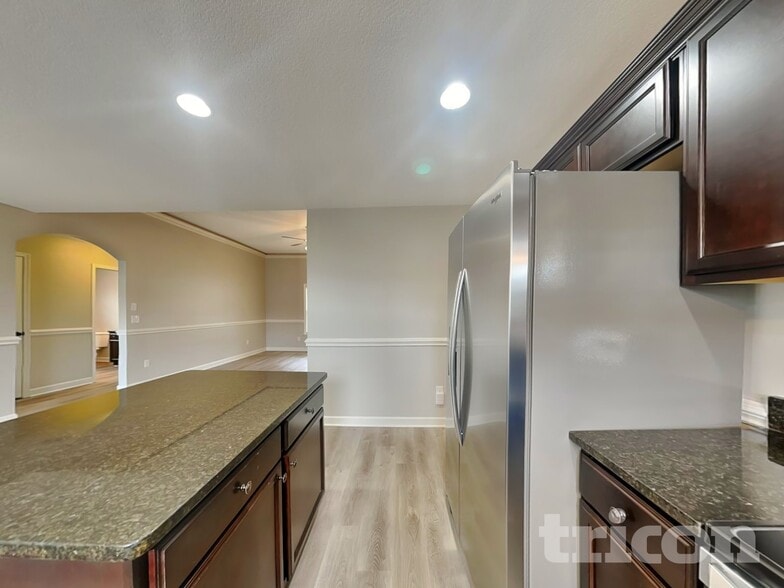 Building Photo - 339 Gleaner Dr