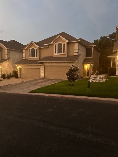 Building Photo - 3300 Forest Creek Dr