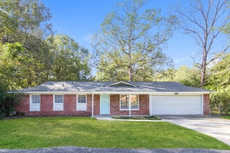 Building Photo - 210 Elliott Dr