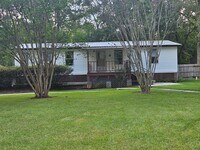 Building Photo - 14655 Lucien St