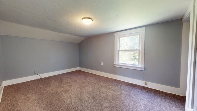 Building Photo - 4 bedroom in Madison Schools