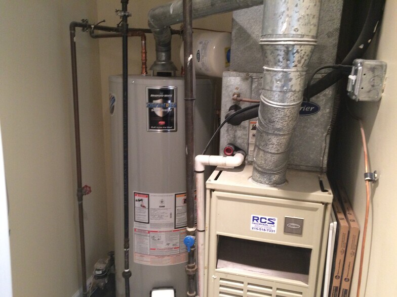 New A/C Unit, water heater - 109 Hunt Dr