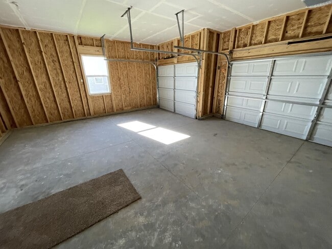 Building Photo - 2280 James Kelly Ln