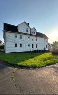 Building Photo - 29 Cliff St