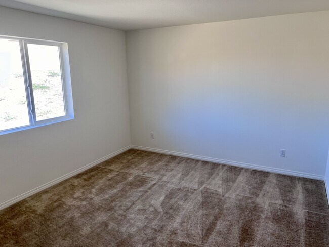 Building Photo - 30284 Truckee Cir