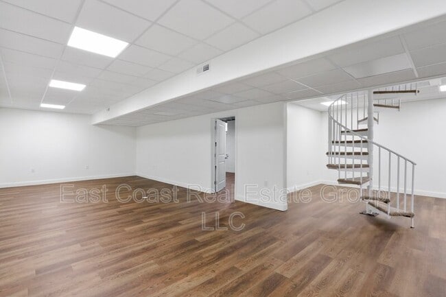 Building Photo - 16208 Woburn Rd