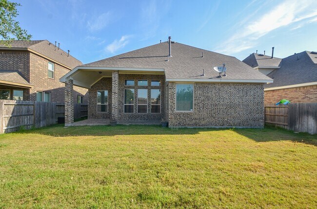 Building Photo - 28723 Primrose Bluff Dr