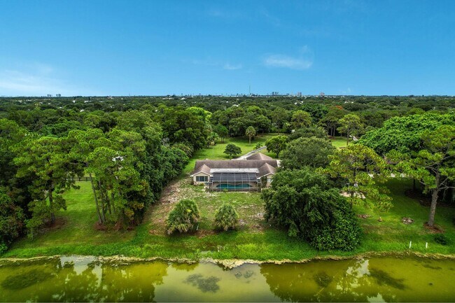 Building Photo - 4529 Square Lake Dr