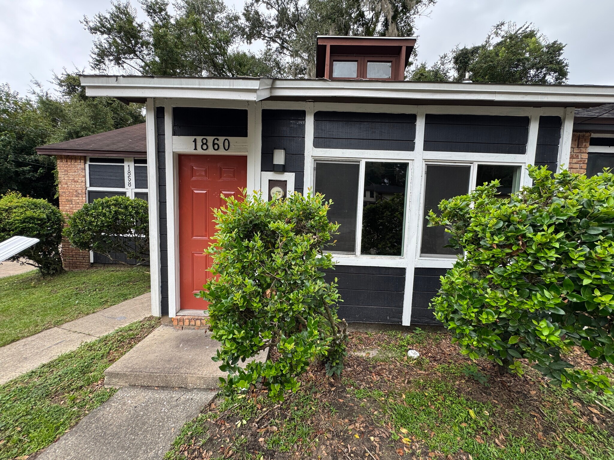 Building Photo - 1860 Nekoma Ct