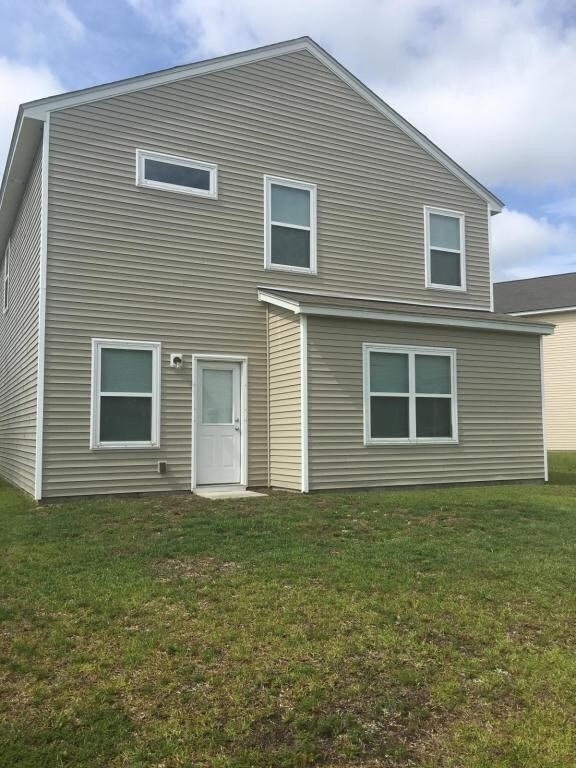 Building Photo - 1013 Balmore Dr