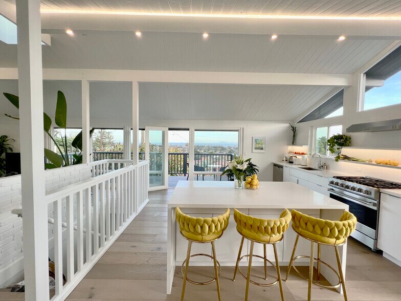 Building Photo - 1252 De la Guerra Rd