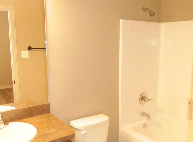 Building Photo - 101 Capps St