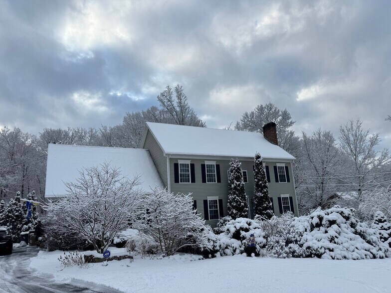 Building Photo - 81 Wiese Albert Rd