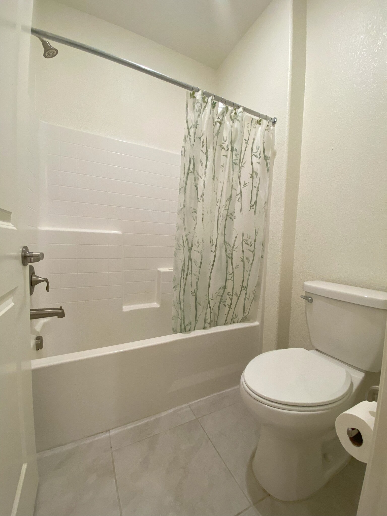 Hallway bathroom - 6338 Red Stable Rd