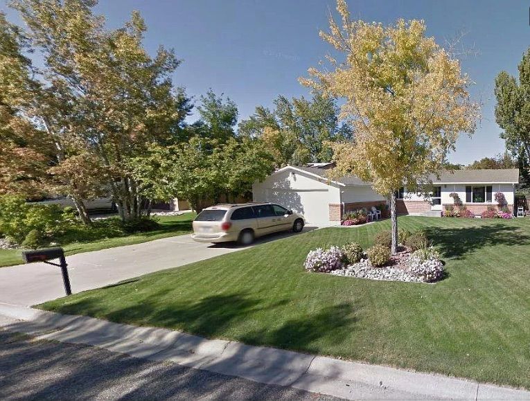 Primary Photo - 3211 Ave F