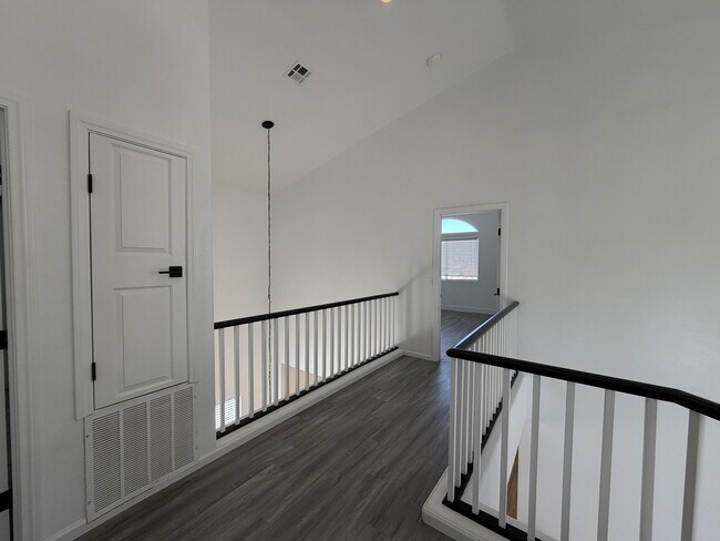 Building Photo - 2456 Sheltered Meadows Ln