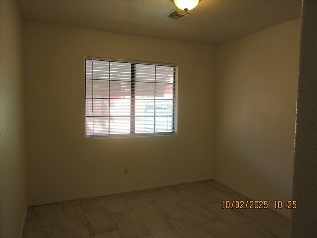 Building Photo - 2730 Colorado Ave
