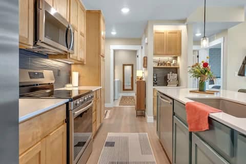 Building Photo - 285 High Point Dr