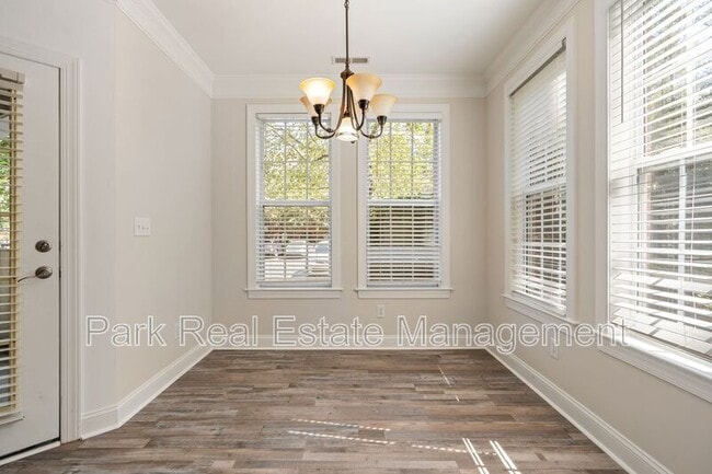 Building Photo - 511 Ives Ct