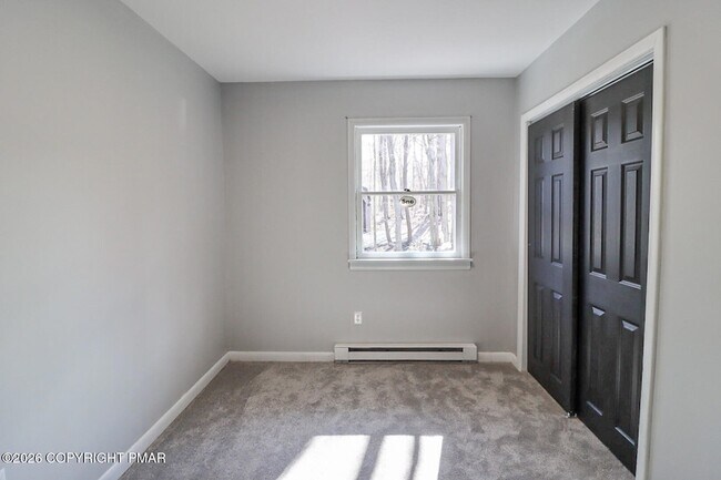 Building Photo - 1543 Coolbaugh Rd