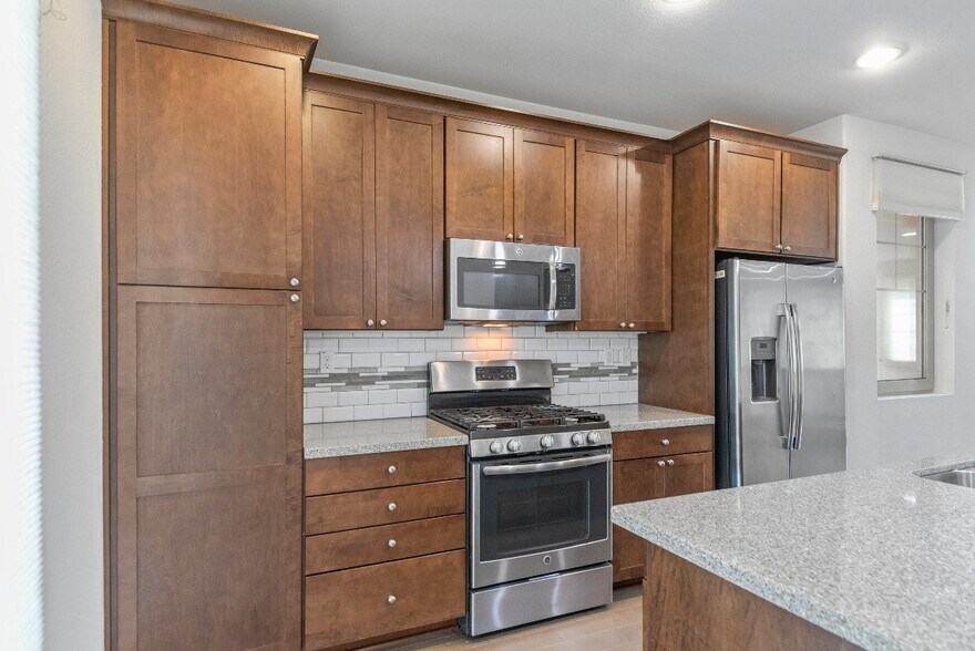 Building Photo - 2954 Worthing Common