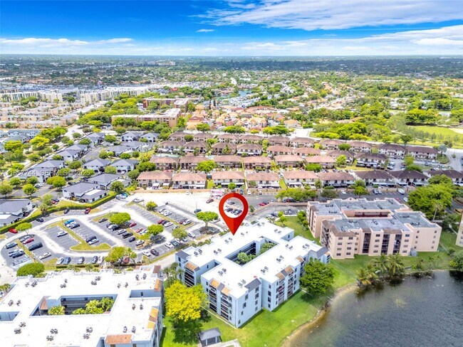 Building Photo - 12239 SW 14th Ln