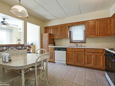 Building Photo - 12799 St Andrews Ct