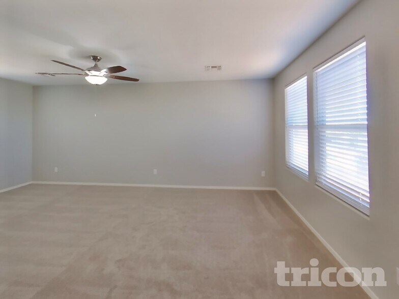 Building Photo - 31333 N Cavalier Dr