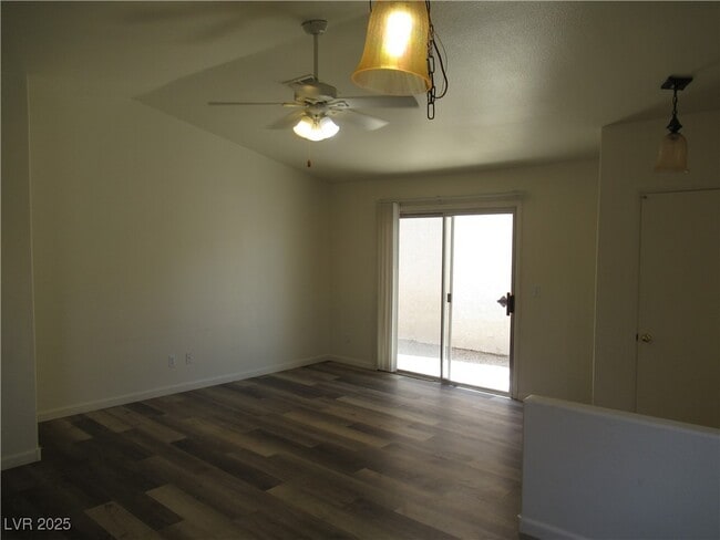 Building Photo - 192 Renville Ct