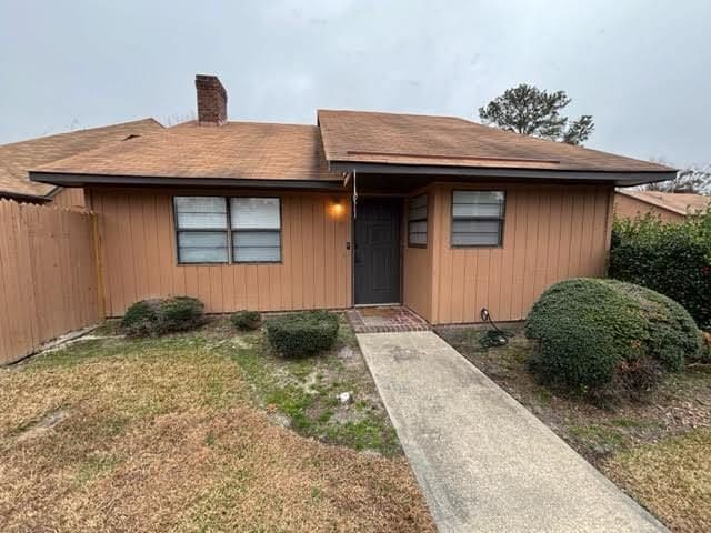 Building Photo - 200 Rollins Dr