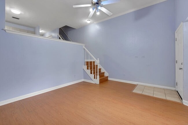 Building Photo - 1611 S Gadsden St