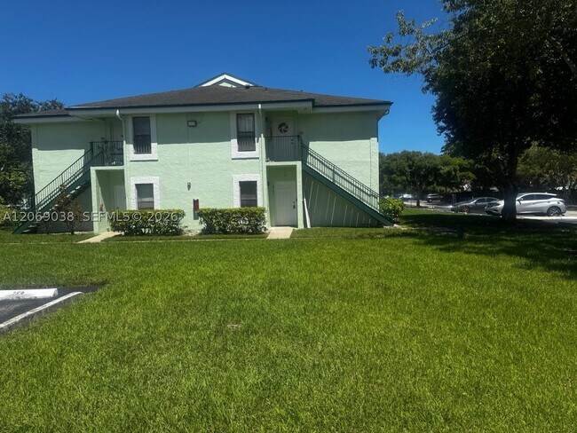 Building Photo - 8793 NW 39th St