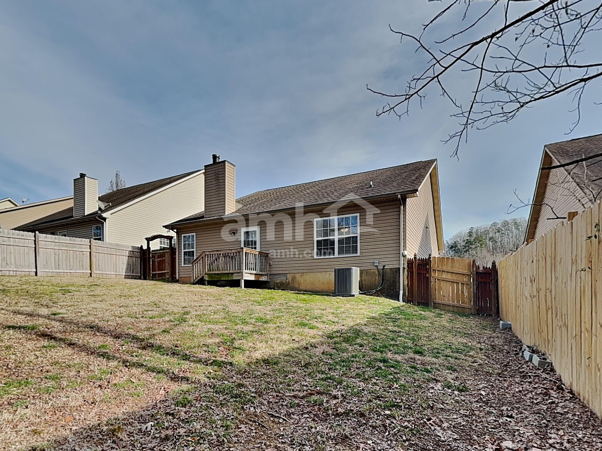 Building Photo - 10429 Kentwell Rd