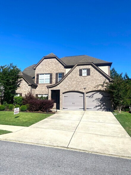 Primary Photo - 1177 Bristol Way