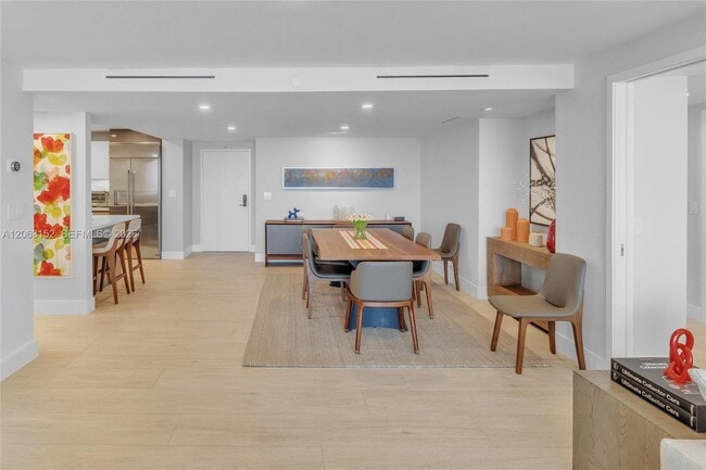 Building Photo - 4201 N Ocean Blvd