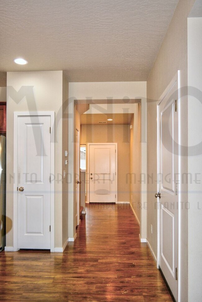 Building Photo - **COMING SOON** Eagle Ridge Gem