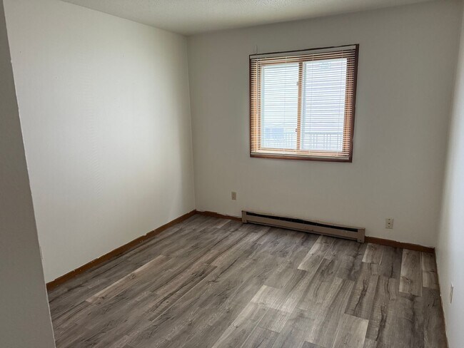 Building Photo - vp1424