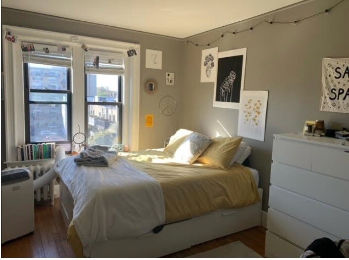 Building Photo - 462 Park Dr