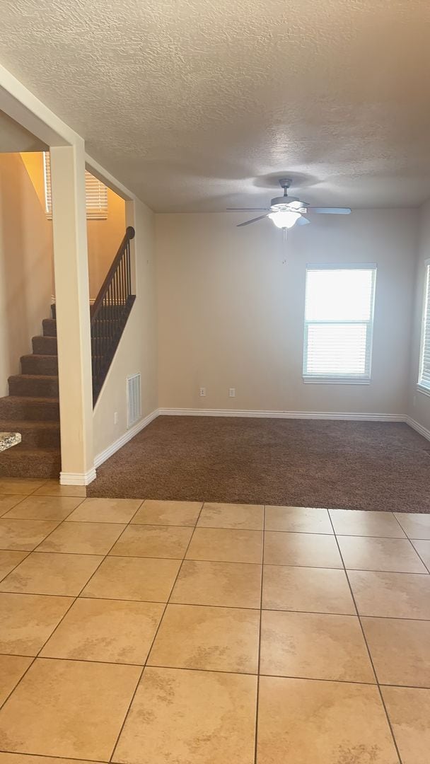 Building Photo - 3 Bed 2.5 Bath Townhome in Vernal!!