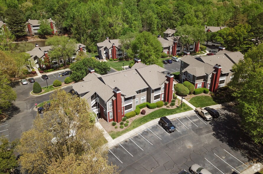 Harris Pond Apartments Charlotte, NC Apartment Finder