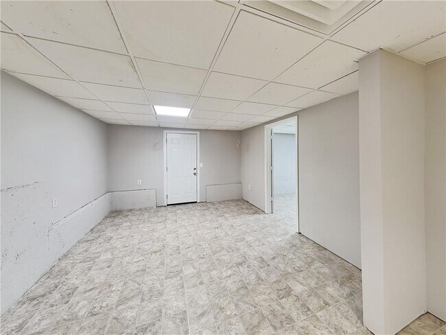 Building Photo - 178 Wyngate Ct