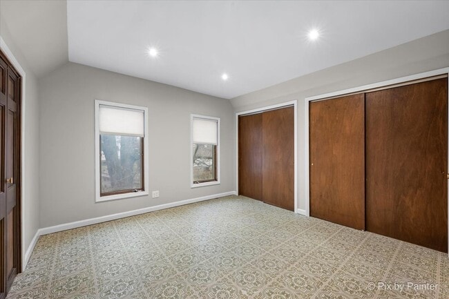 Building Photo - 708 S 1st St