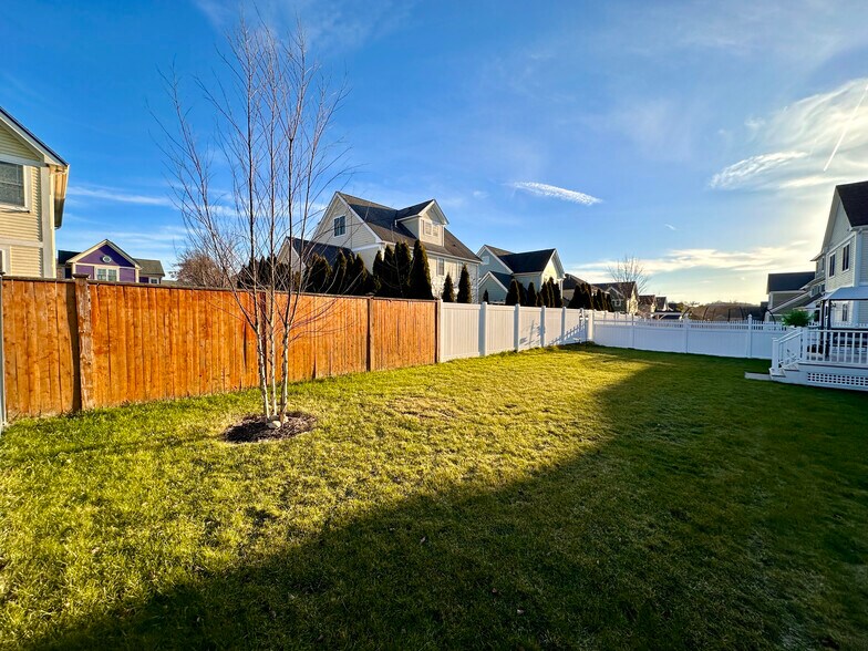 Building Photo - 18 Senator Bolling Cir